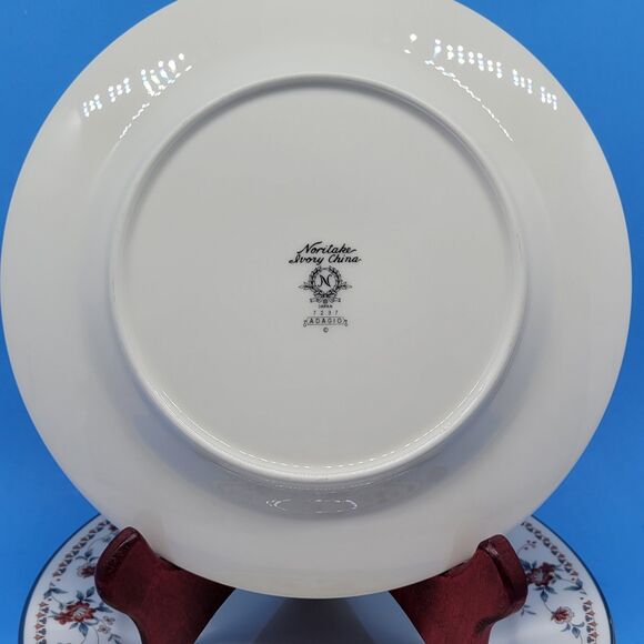 Noritake Ivory China Adagio Salad Plates Bundle of 4 - Picture 7 of 11